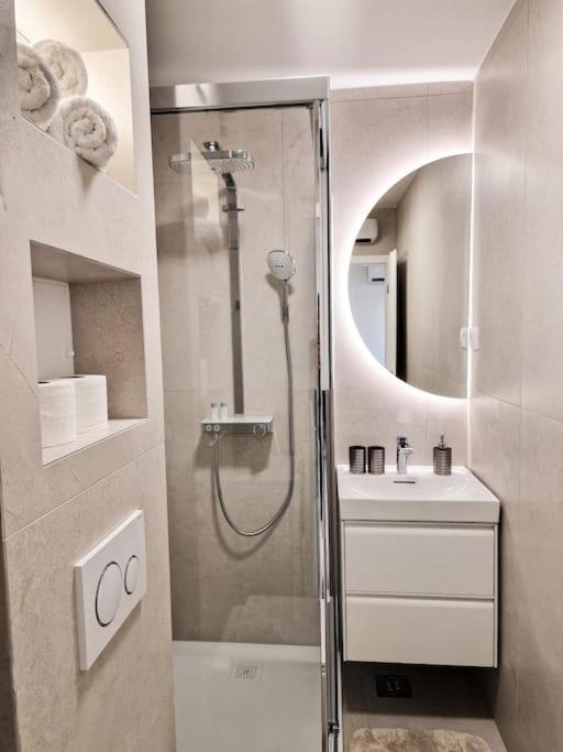 Apartment Monlux *